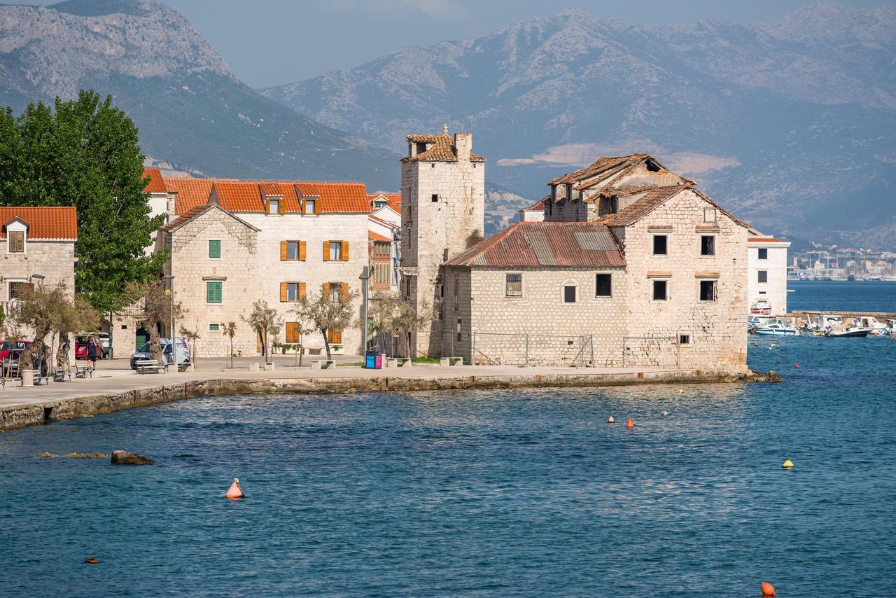Beachfront Apartments Gabine Kaštela Exterior foto