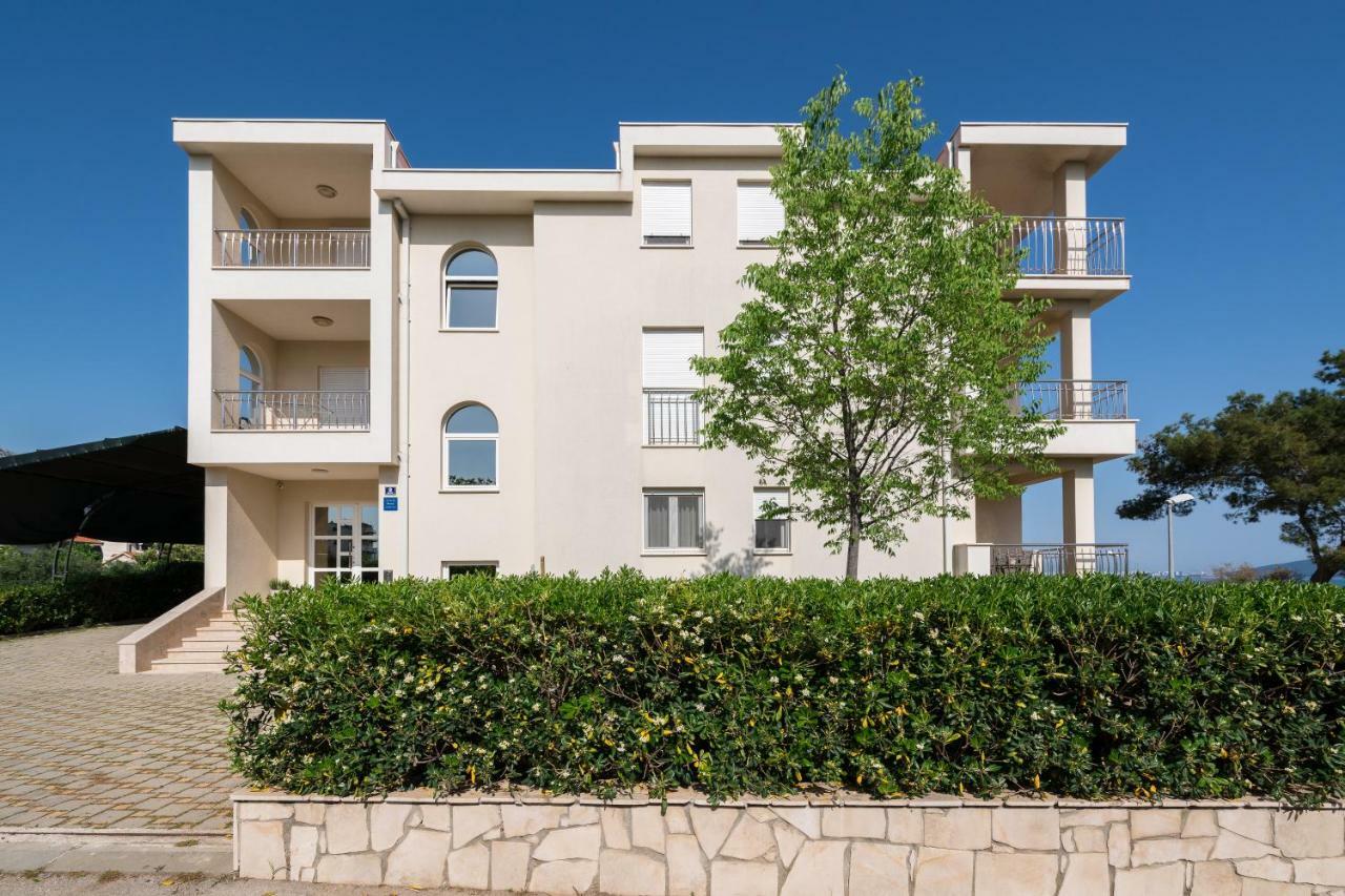 Beachfront Apartments Gabine Kaštela Exterior foto